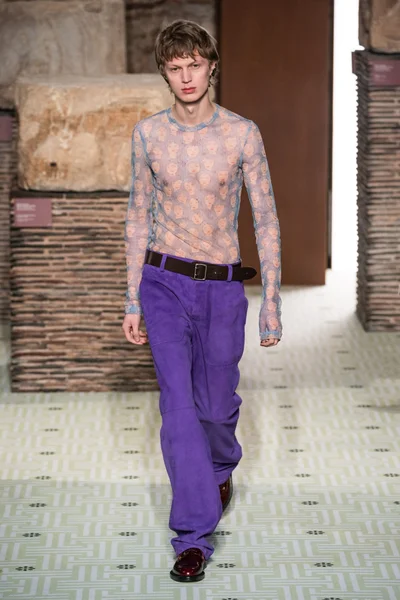 Look 55